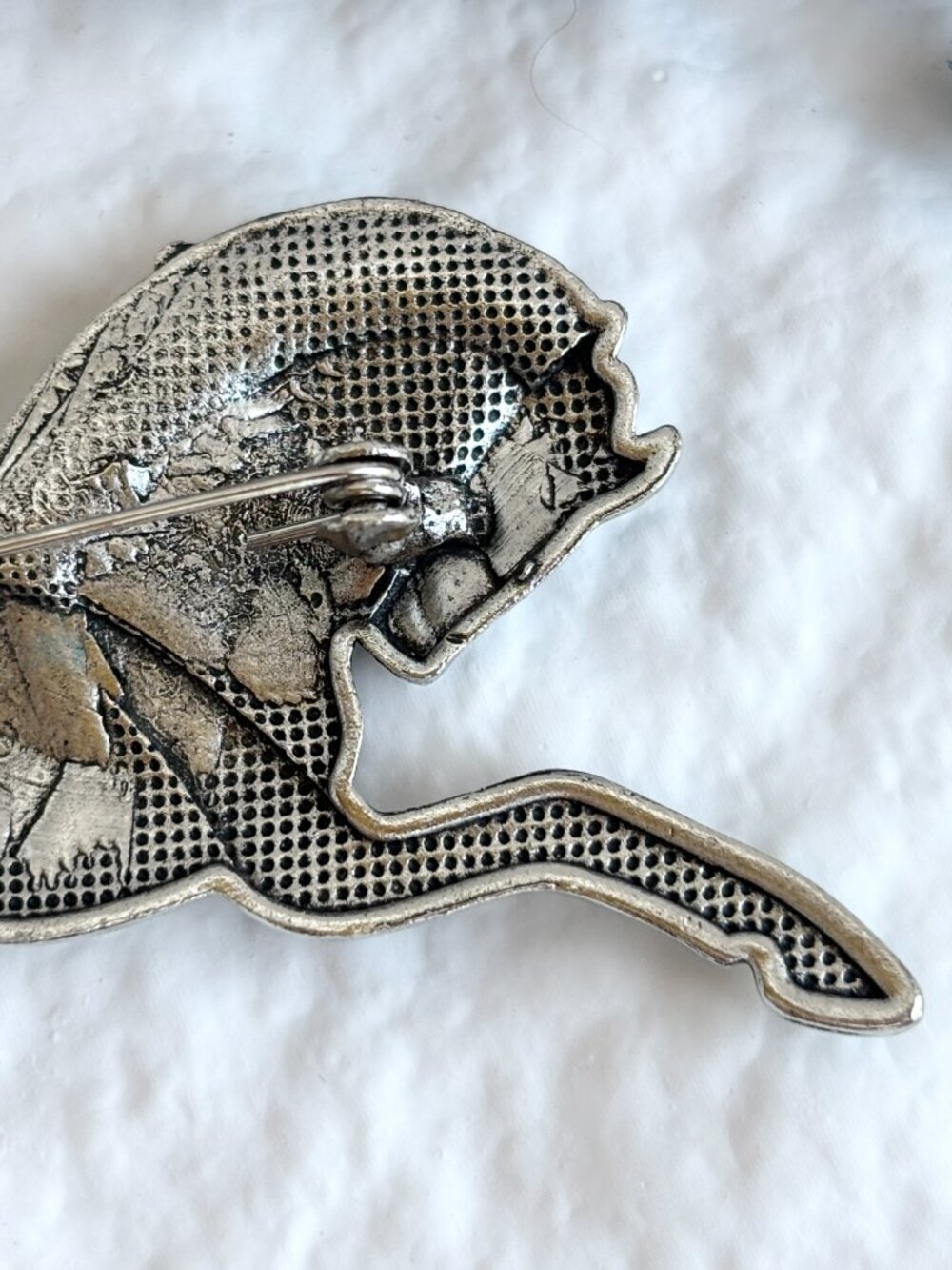 Leaping Horse Figural Silver Toned Vintage Inspired Textured Brooch Pin - Picture 8 of 16